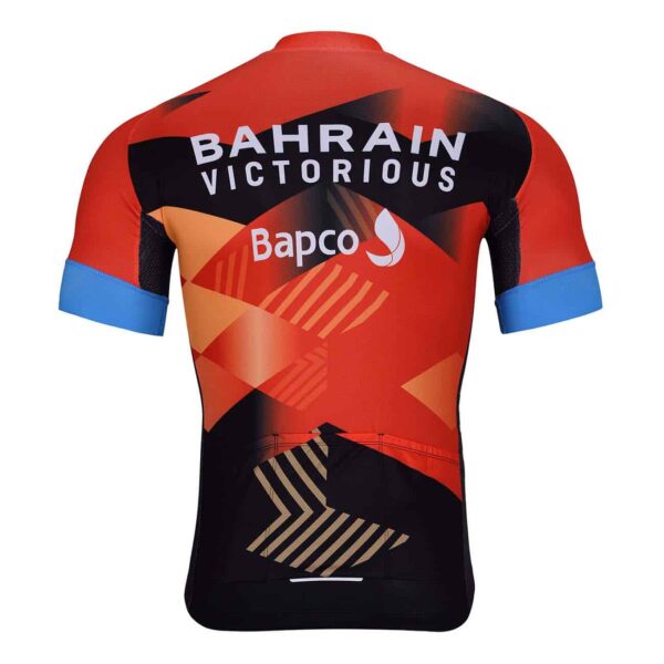 Cyklodres Bahrain 2023 Victorious zadní strana